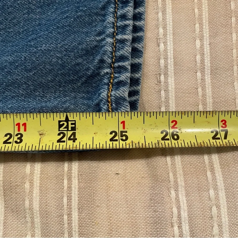 Levi’s Wedgie Straight Leg High Rise Button Fly Jeans 28 - Picture 12 of 12